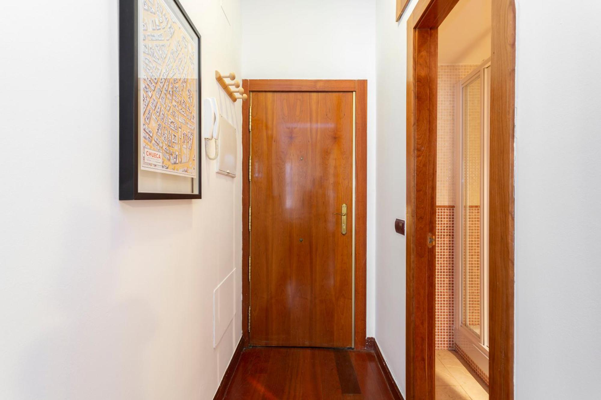 One Bedroom Apartment In Chueca Madrid Esterno foto