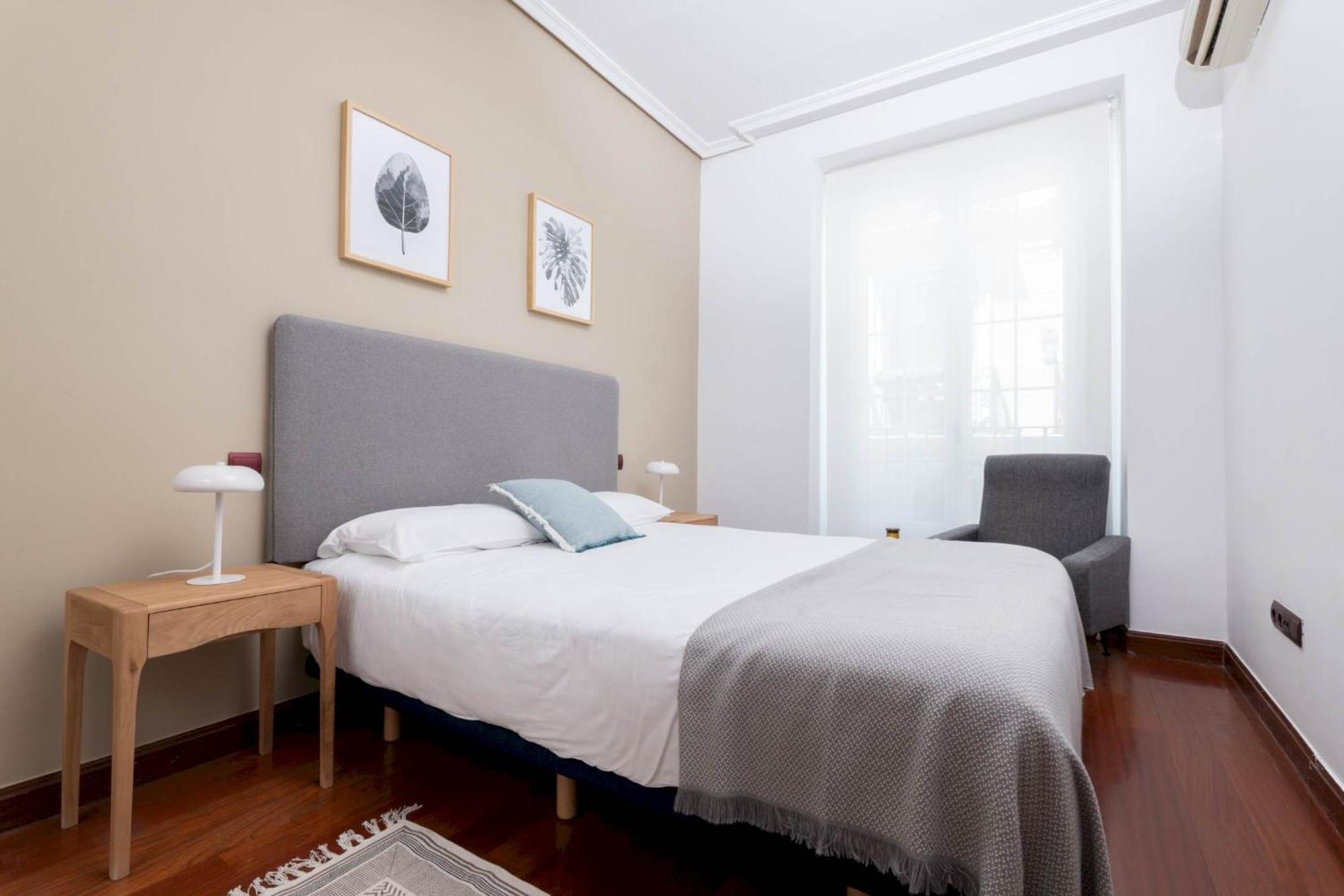 One Bedroom Apartment In Chueca Madrid Esterno foto